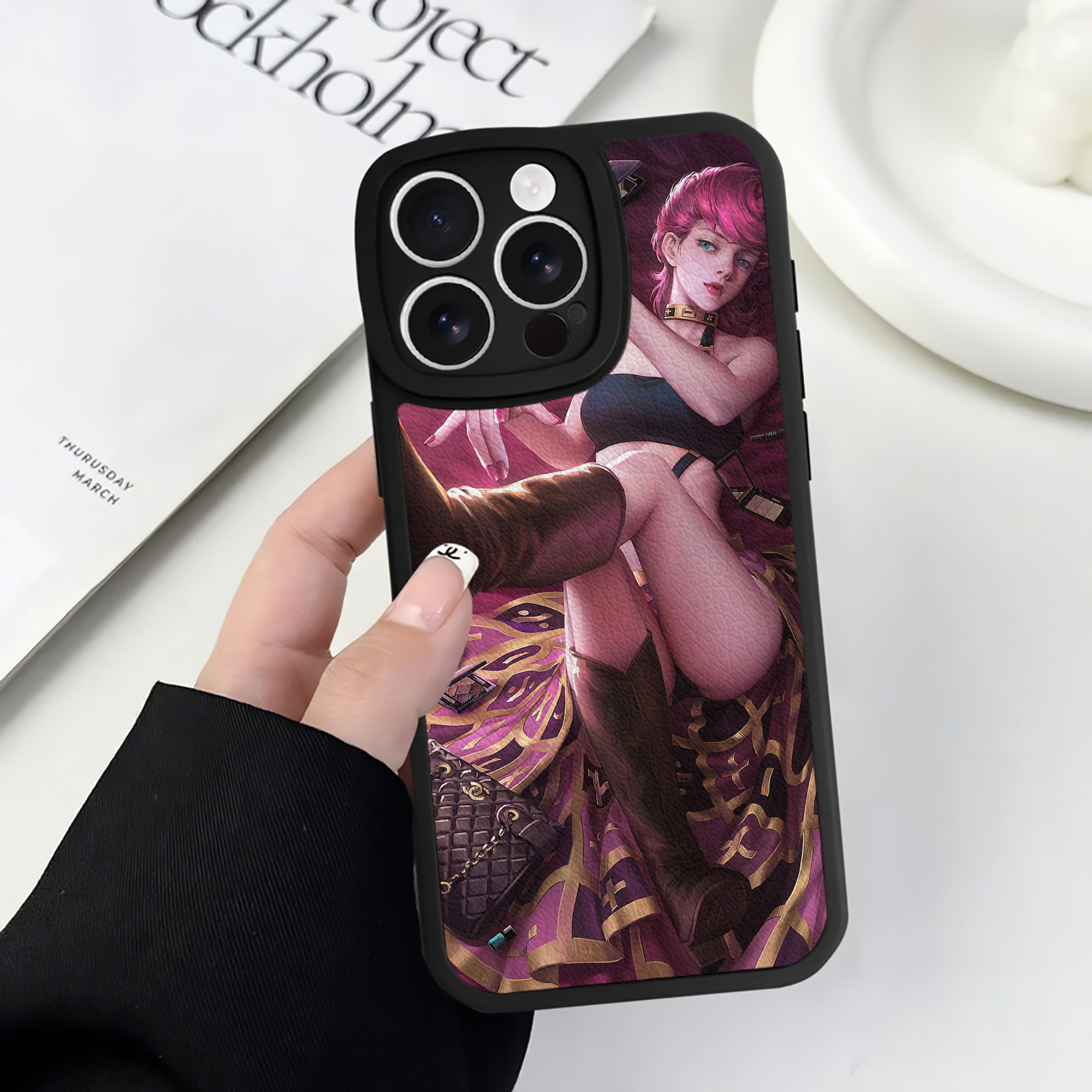 （画像用） ジョジョの奇妙な冒険 JoJo's Bizarre Adventure 【iPhone 16シリーズ対応】シリコンスマホケース（レザー調） 材質：シリコン